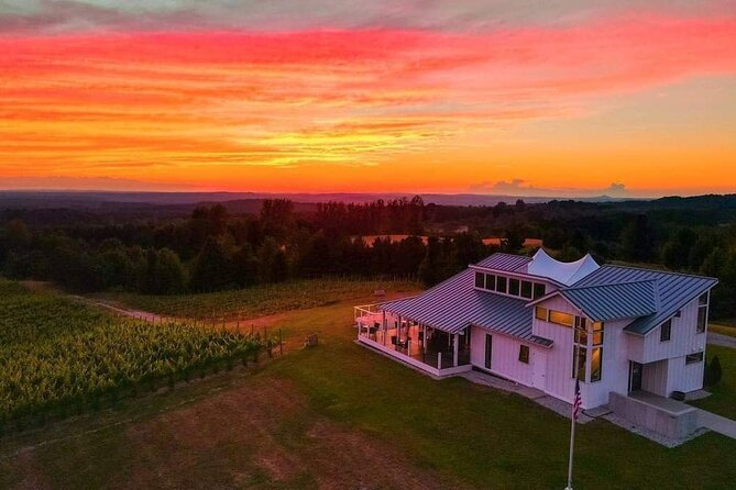 5-Hour Traverse City Wine Tour: 3 Wineries on Leelanau Peninsula - Booking and Cancellation Policy