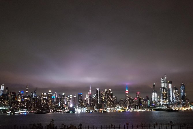 New York City Skyline at Night Guided Tour - Indulging in Local Flavors