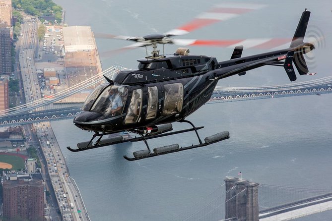 New York Helicopter Tour: Manhattan Highlights - Personalized Attention in a Shared Flight Experience