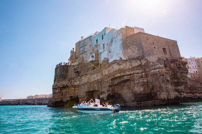 Polignano a Mare: Boat Tour of the Caves - Small Group - Memorable Moments