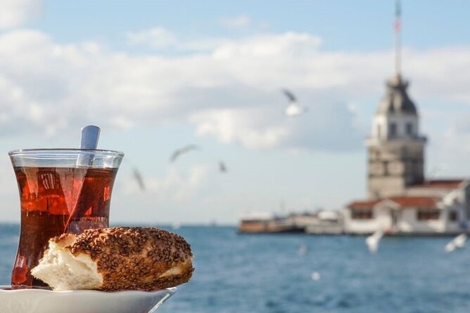 Bosphorus Cruise Boat Tour in İstanbul 3 Hours And Golden Horn - Key Points