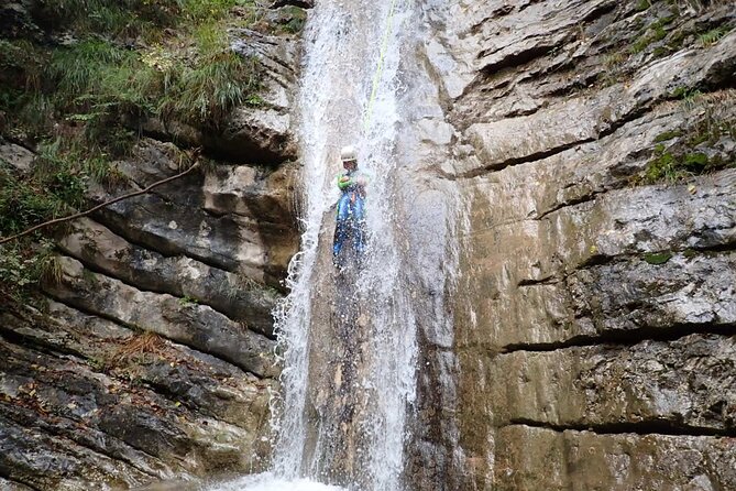 Canyoning Gumpenfever - Beginner Canyoningtour for Everyone - Key Points