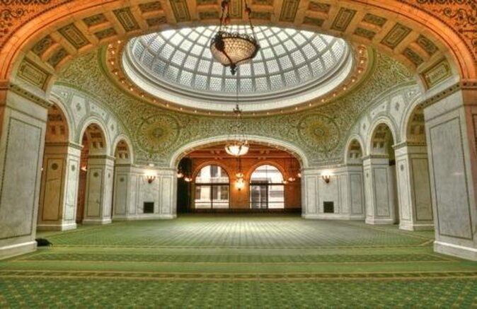 Chicago Walking Tour: Historic Treasures of Chicago - Key Points