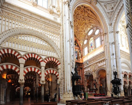 Cordoba Monuments Intensive Tour in English Tickets Included - Key Points