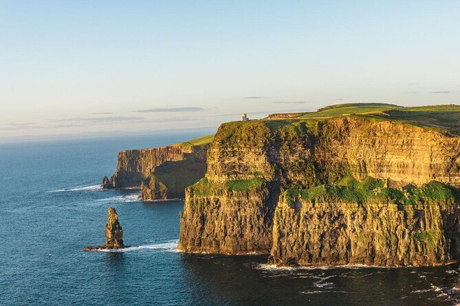 Dublin to Cliffs of Moher, Ennis Town & Bunratty Castle Day Tour - Key Points