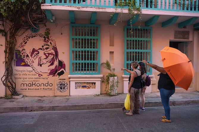 Gabriel García Márquez Myths and Legends Private Walking Tour - Key Points