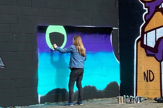 Glasgow Street Art Daily Walking Tour: 2pm - Exploring Glasgows Street Art