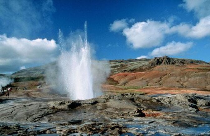 Golden Circle 7 Hours Bus Tour From Reykjavik - Key Points