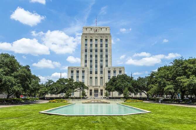 Houston Sightseeing Tour 2.5-hour Van Tour AC/Heated - Key Points