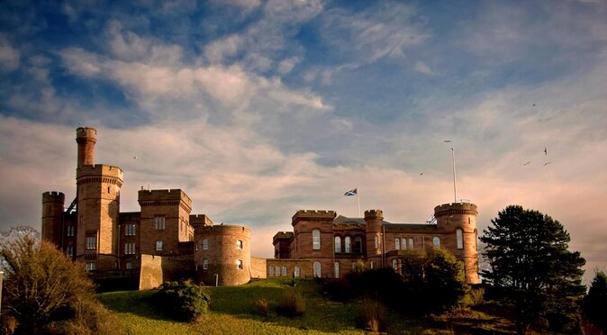 Inverness City Daily Walking Tour (11:30am & 2pm) - Key Points