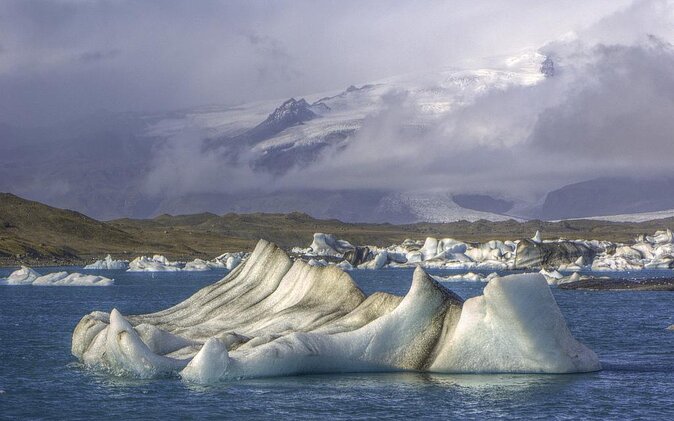 Jokulsarlon Glacier Lagoon Boat & South Coast Tour From Reykjavik - Key Points