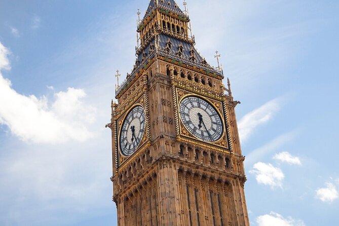 London Sightseeing Walking Tour With 30+ Sights - Key Points