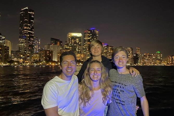 Miami Private Skyline Boat Cruise With Champagne - Key Points