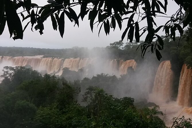 Private Excursion Iguaçu Waterfalls Both Sides + Border Triangle - Iguaçu Waterfalls Tour Overview