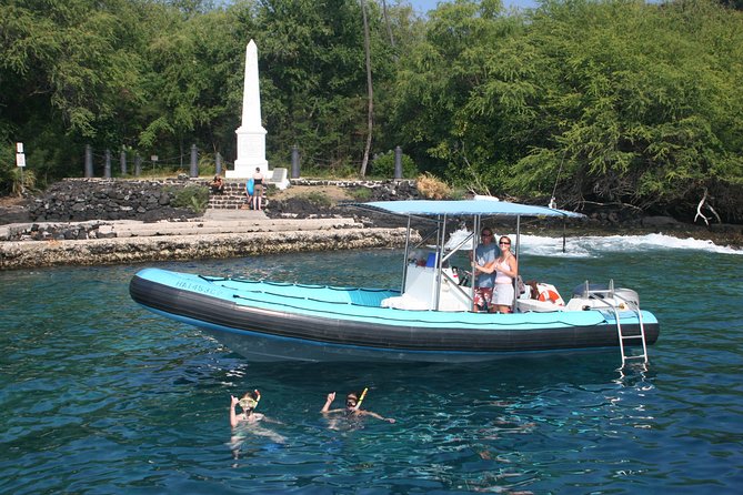 Snorkel Tour to Captain Cook Monument Kailua-Kona, Big Island - Highlights of the Kealakekua Bay Excursion