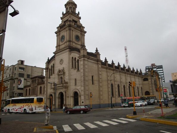 Transfer From the Airport to Hotel/Airbnb Miraflores/San Isidro/Barranco - Pickup and Drop-off Details