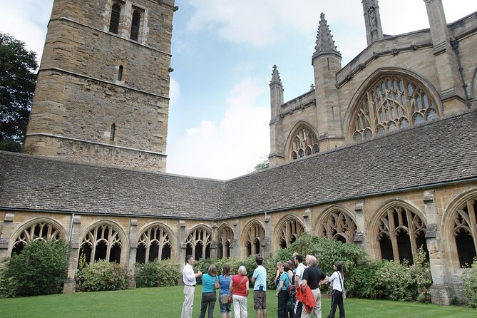 1.5-hour Oxford City and University Walking Tour - Architectural Landmarks: Trinity, New College, and the Radcliffe Camera