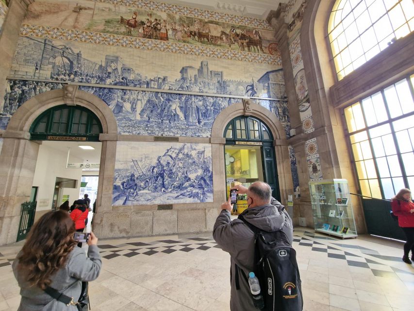 2 days Private Tour from Lisbon to Porto and Back to Lisbon - From Lisbon to the Historic Towns of Óbidos, Nazaré, and Alcobaça