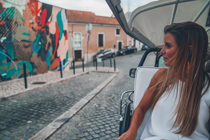 2 Hour Lisbon Private Guided Tour in a Tuk Tuk - Unique Stops and Scenic Viewpoints