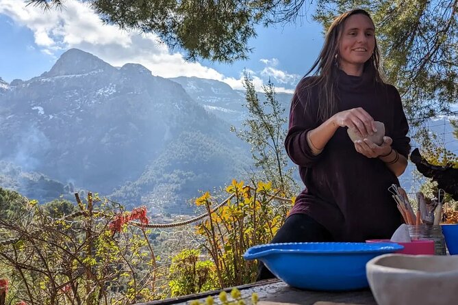 2-Hour Small Group Ceramic Workshop in a Natural Environment - Key Points