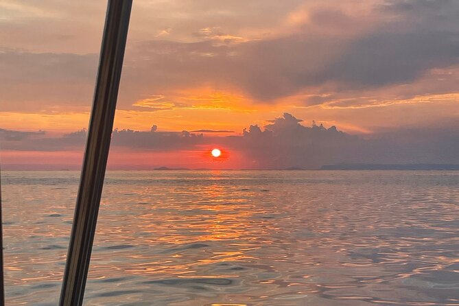 2-Hour Sorrento Coast Sunset Cruise with Dinner Experience - Exploring the Hidden Covet and Old Estates