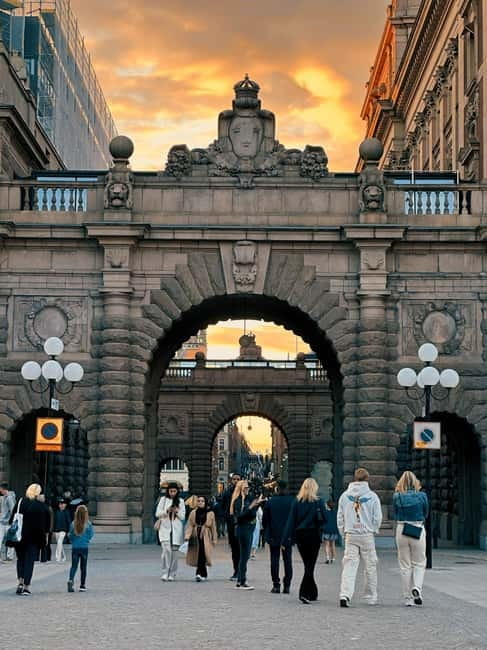 2-Hour Walking Tour in Stockholm - From the Swedish Parliament to Riddarholmens Medieval Charm