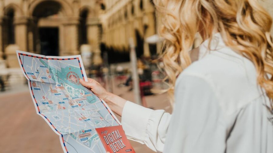 2 Hours Free Arezzo tour without the use of your smartphone - Starting Point: Pickup at the Discover Arezzo Info Point