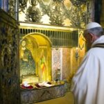 2 Hours Guided Walking Tour in St. Peter's and Dome Exploration - Access to One of the World’s Largest and Most Impressive Churches