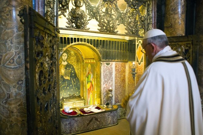 2 Hours Guided Walking Tour in St. Peter's and Dome Exploration - Access to One of the World’s Largest and Most Impressive Churches