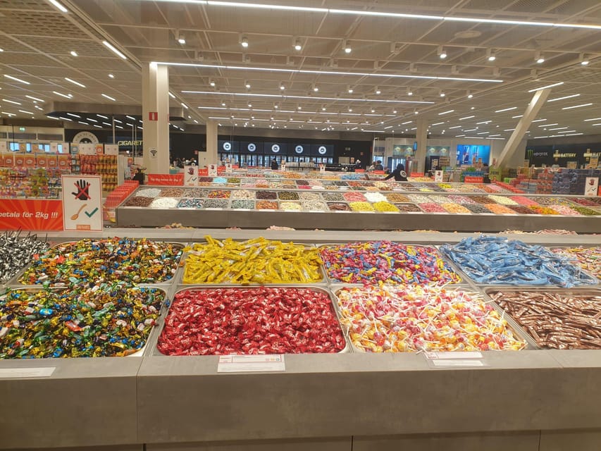 2 Nights Lapland experience - Comfortable Accommodation in a Private Villa with Sauna