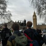 20 Major London Attractions - Guided Tour With Video and Photos - Visiting Piccadilly Circus and Its Neon Vibe