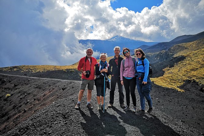 2002 Crater Excursion - Northern Etna - Climbing the Eruptive Fractures and Lava Flows