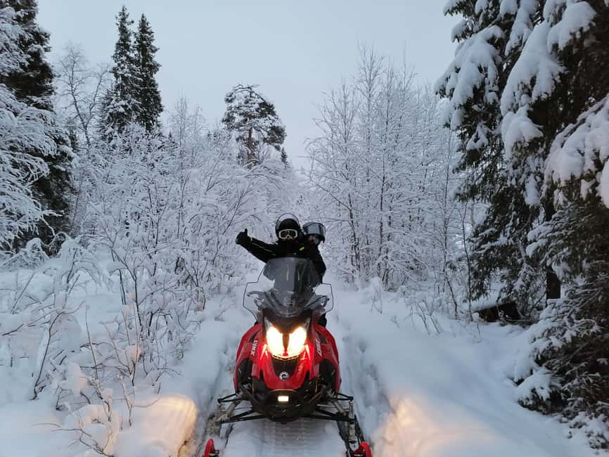 2h private snowmobile experience in Rovaniemi's forest - Starting the Adventure with Safety and Preparation