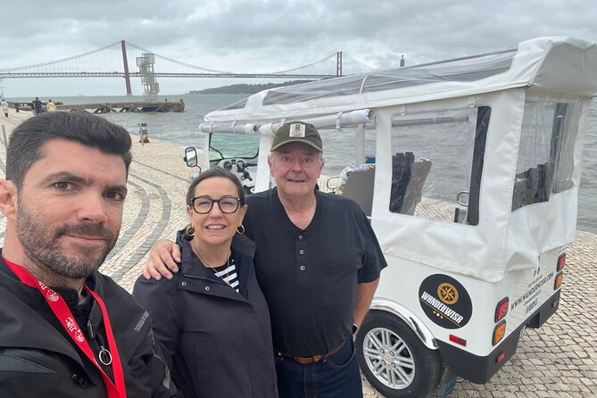 2h Tuk-Tuk Tour: Up and Down the Lisbon Hills - Breathtaking Views from Miradouros