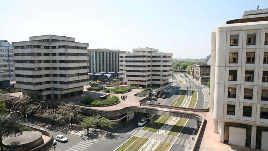 2h Walking tour of the "Ugly" Bordeaux - Exploring the Cité Administrative’s Fortified Walls