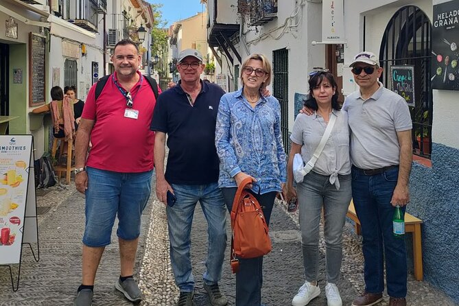 2h30 Private Walking Tour of Seville with Local Guide - Exploring the Historic Jewish Quarter of Santa Cruz