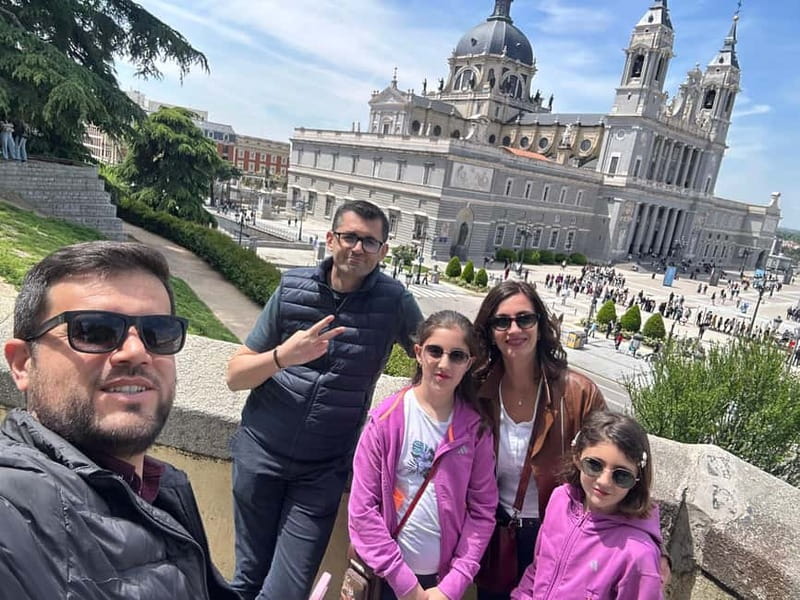 3 Hour Madrid High Light Tour - Discovering Madrid’s Iconic Landmarks from the Tuk-Tuk