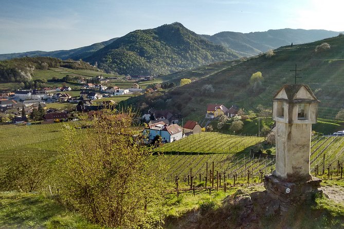 3-Hour Private Hiking Tour to historic places around Spitz in Wachau Valley - Starting Point and Transportation from Vienna