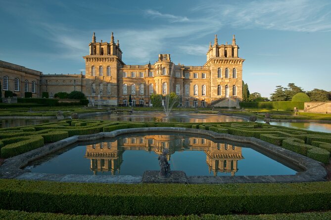 3 Hour Private History Tour to Blenheim Palace in a Rolls Royce - From Oxford to the Gates of Blenheim Palace in a Rolls Royce or Bentley