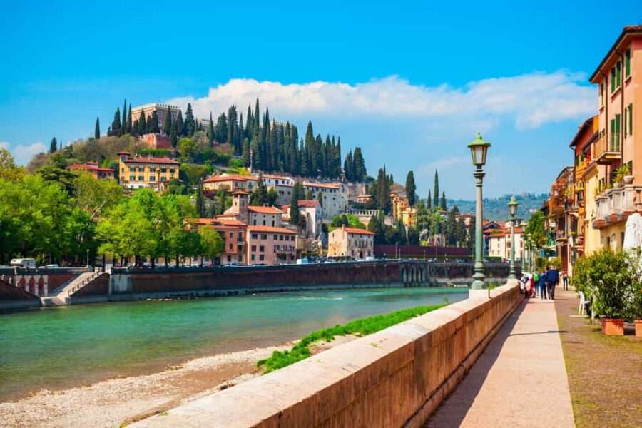 3 Hour Shared Walking and Aperitivo Tour of Verona - Starting at the Arco dei Gavi: Veronas Roman Gateway