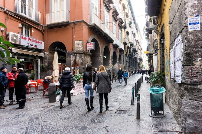 3-Hours Naples Private Walking Tour With Local - Exploring Via Toledo: Shopping and Street Food
