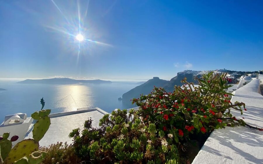 3 hours Panoramic Tour to Oia - Starting at Firostefani: The Blue Dome Church and Volcano Views
