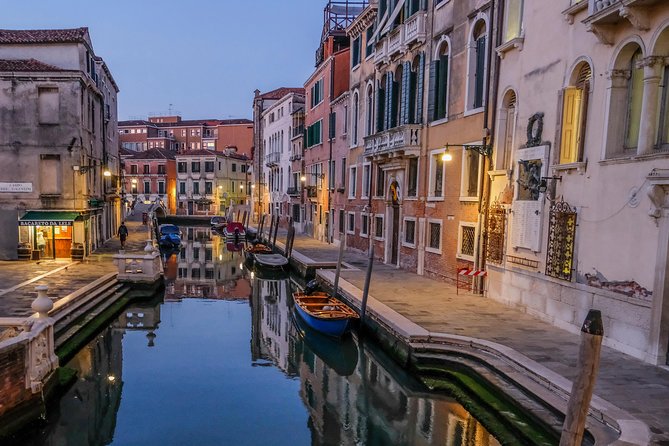 3 Hours Private Original Venice Photo Walk - The Guide: A Skilled Photographer with a Passion for Venice