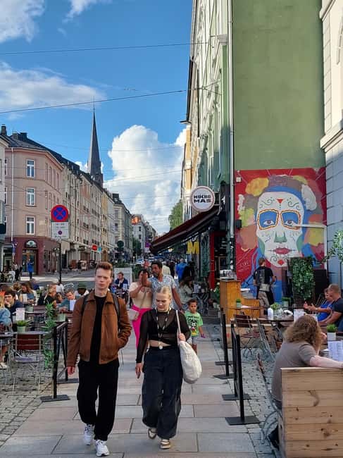 3,5 Hours Walking Tour for Great Food in Oslo - Starting Point at Hønse-Lovisas House Café