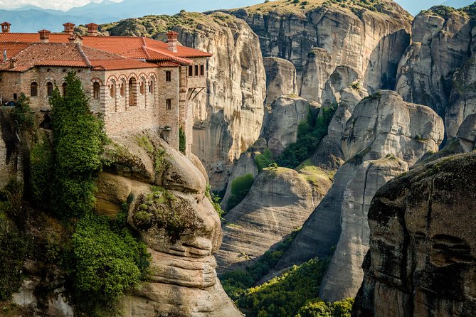 4-Day Classical Greece Tour: Epidaurus, Mycenae, Olympia, Delphi, Meteora - Visiting the Corinth Canal and Scenic Coastal Views
