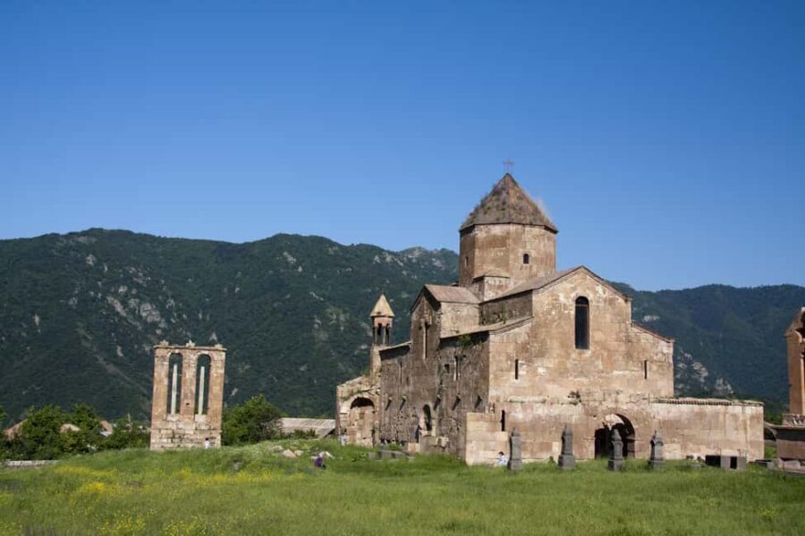 4-Day Cultural & Nature Escape with Wine Tasting - Day 2: Lush Forests and Lake Views