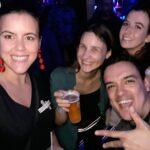 4-hour Guided Porto Pub Crawl with 6 drinks and VIP CLUBentry - Starting the Night at Fonte dos Leões in Porto