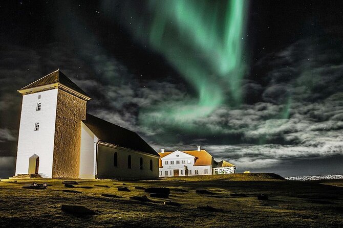 4 Hours Northern Lights Private Luxury Tour - The Journey Starts on the Reykjanes Peninsula