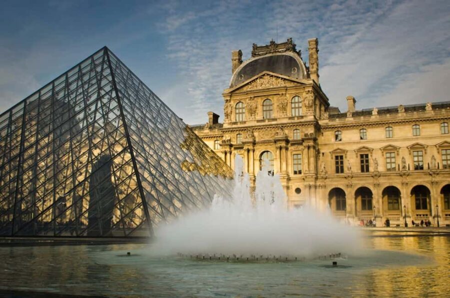 4 hours Paris Private Tour with hotel pickup & drop - Highlights of Pariss Iconic Landmarks from Outside