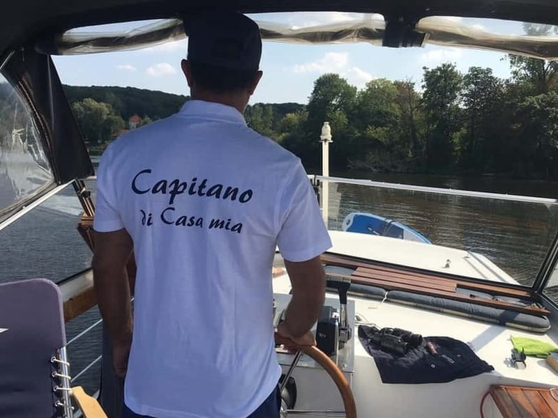 4h Unforgettable Tour with Skipper, "Seven Lakes Cruise" - Navigating the Seven Lakes of Wannsee with a Skipper